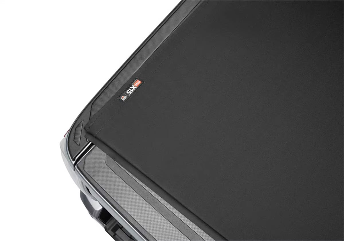 PRO X15 TONNEAU COVER 2022-2026 Toyota Tundra 5'5" Bed w/ Deck Rail System