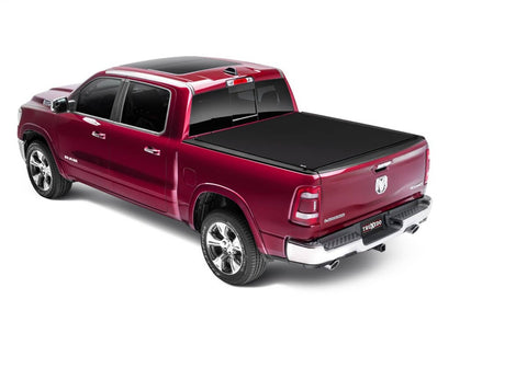 TRUXEDO SENTRY CT MATTE BLACK HARD ROLL UP TONNEAU COVER ; 19-24 RAM 1500 5'7