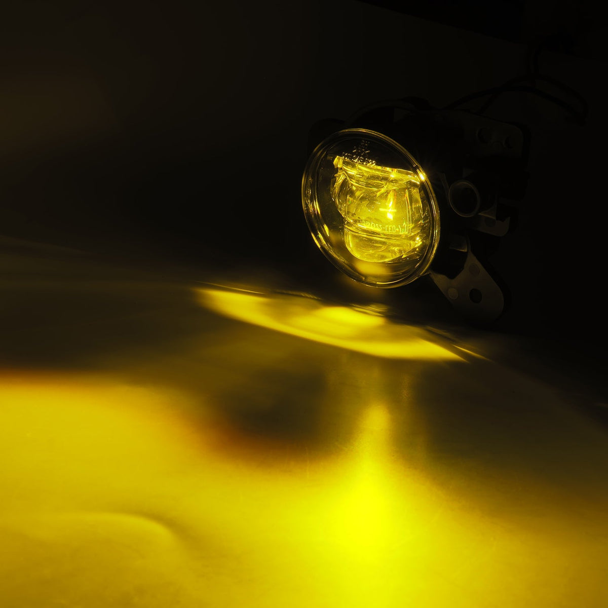 Universal Chevrolet/GMC/Buick LED Projector Fog Lights (Yellow Output Only) - view 2